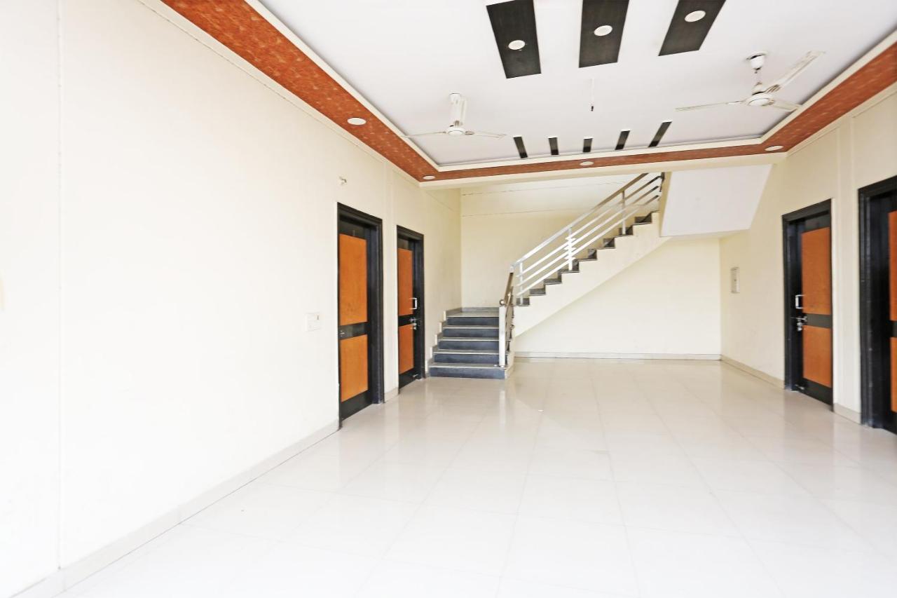 Oyo 40446 Yas Residency Hotell Alīgarh Eksteriør bilde