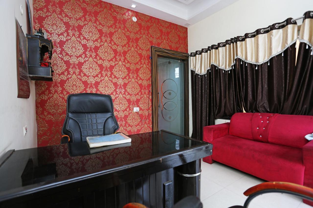 Oyo 40446 Yas Residency Hotell Alīgarh Eksteriør bilde