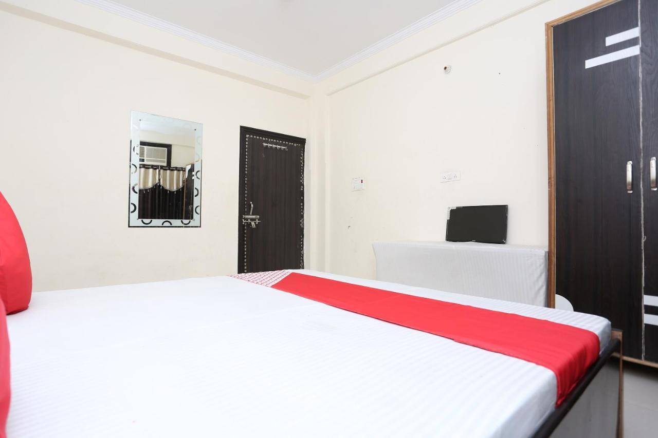 Oyo 40446 Yas Residency Hotell Alīgarh Eksteriør bilde