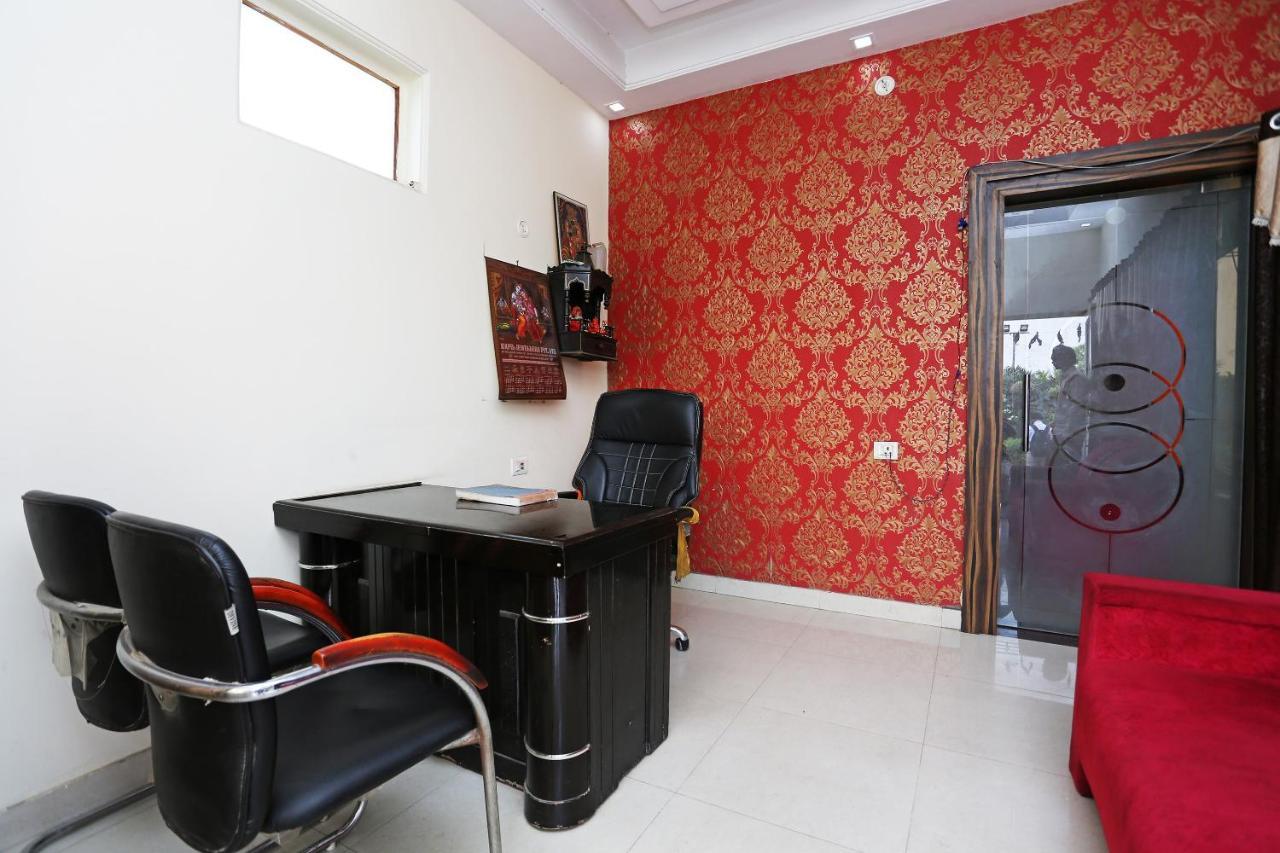 Oyo 40446 Yas Residency Hotell Alīgarh Eksteriør bilde